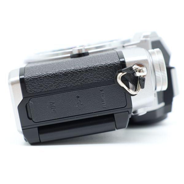 ショット数1285!■ほぼ新品■ NikonZfc シルバー