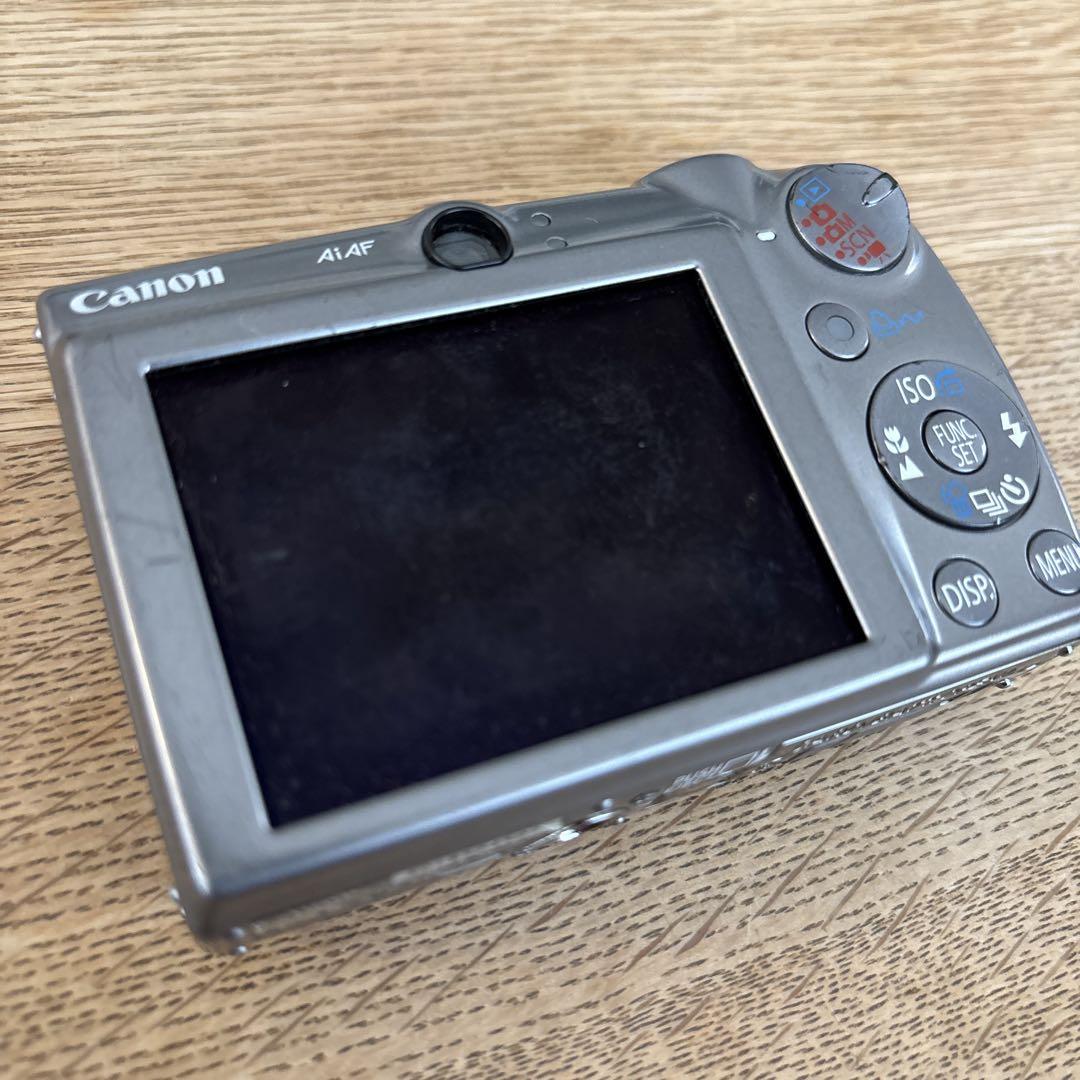 Canon IXY DIGITAL 900 IS 本体と付属品