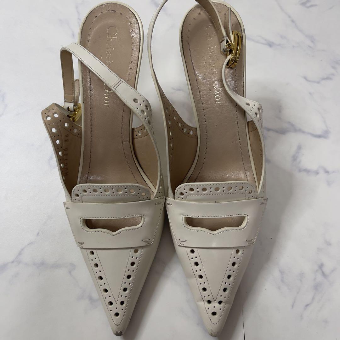 Christian Dior アイボリー スリング　　　　　バックパンプス Christian Dior スリングバック パンプス レザー アイボリー