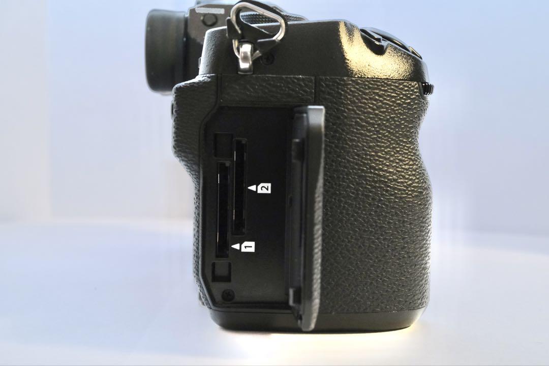 FUJIFILM X-H1