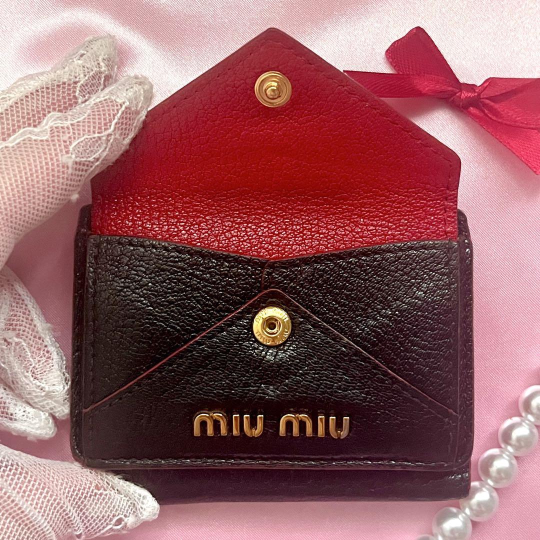 miu miu ラブレター 三つ折り財布 ハートモチーフ 正規品 美品 ミニ財布