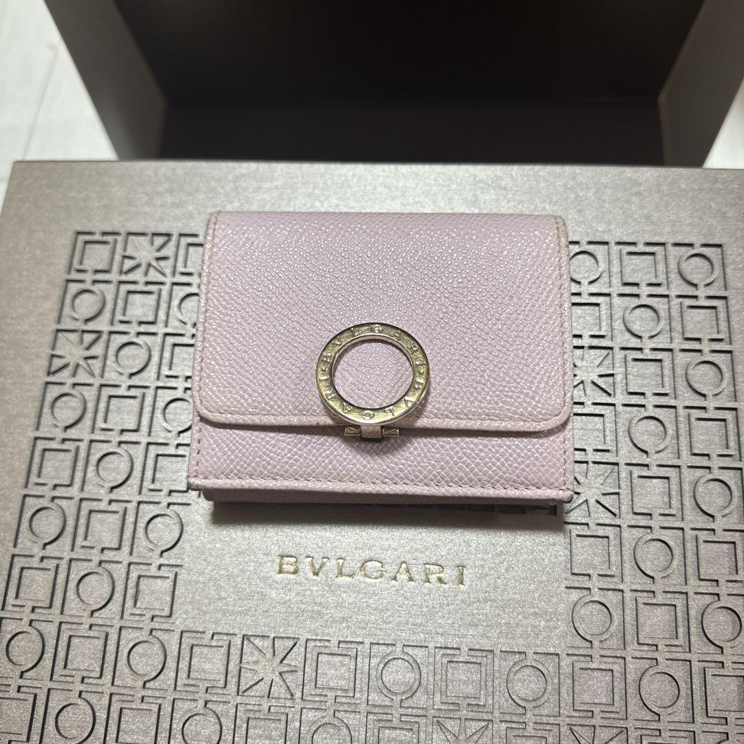 BVLGARI三つ折り財布　箱付き　証明書あり