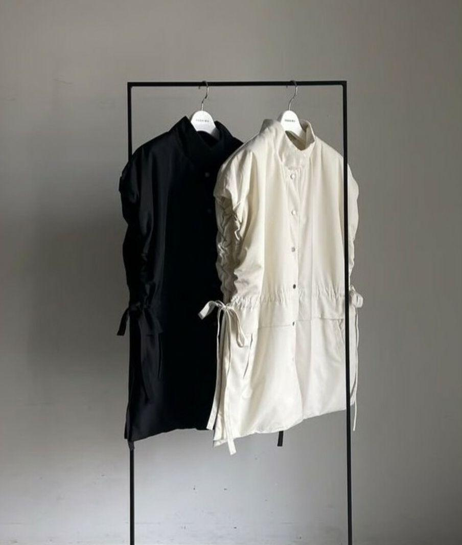 新品 タグ付き FASHIRU ファシル パファーベスト white 白ベスト 新品 タグ付き FASHIRU ファシル パファーベスト white 白ベスト