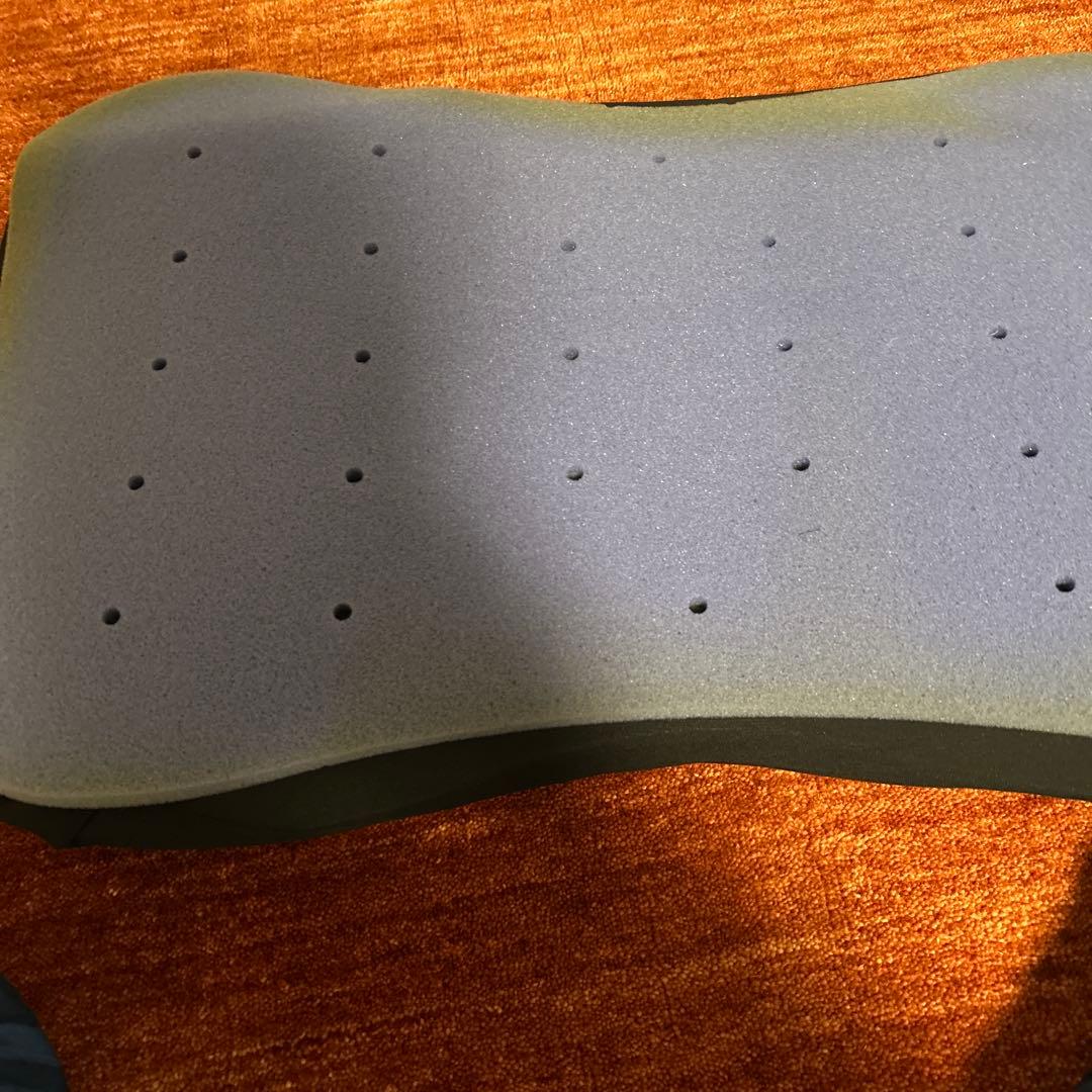 ユーズ度品　西川エアー4Dピロー