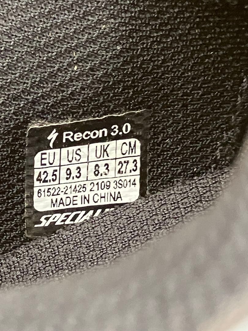 サイズ42.5SPECIALIZED