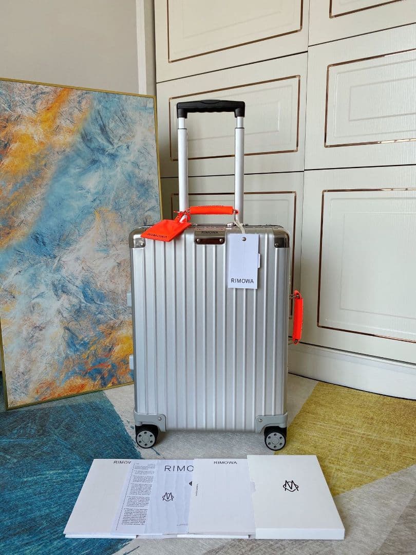 RIMOWA アルミニウムキャリーケース 中型