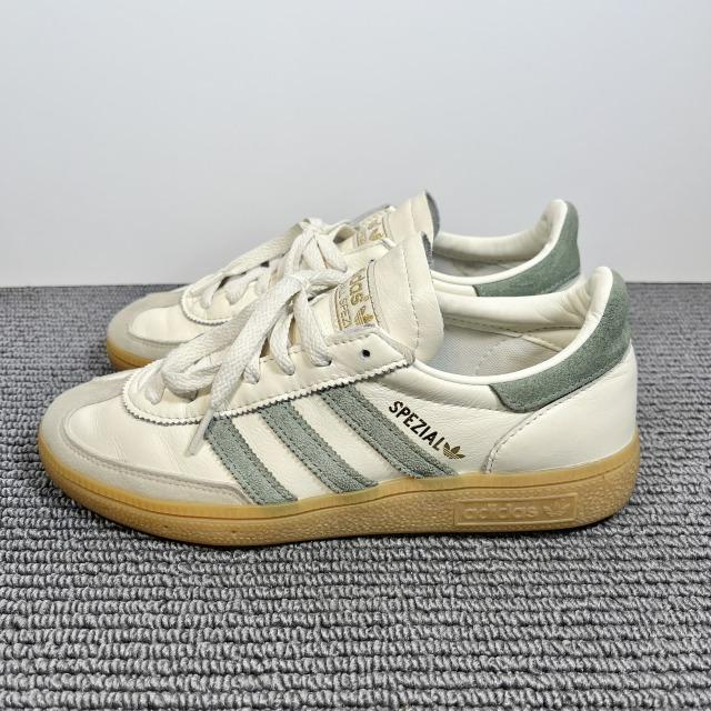 adidas handball spezial　23cm　IF9730