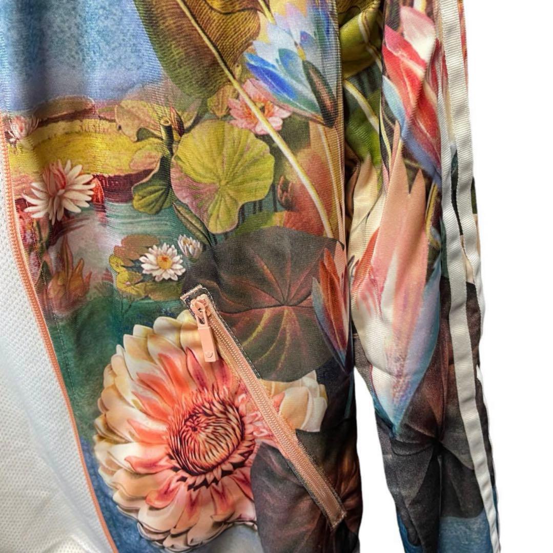 レディーストップス、総花柄、ジャージ素材 美品⁄伊太利屋 GK 花柄カットソー 小さいサイズ 表記7号(S相当) 黒