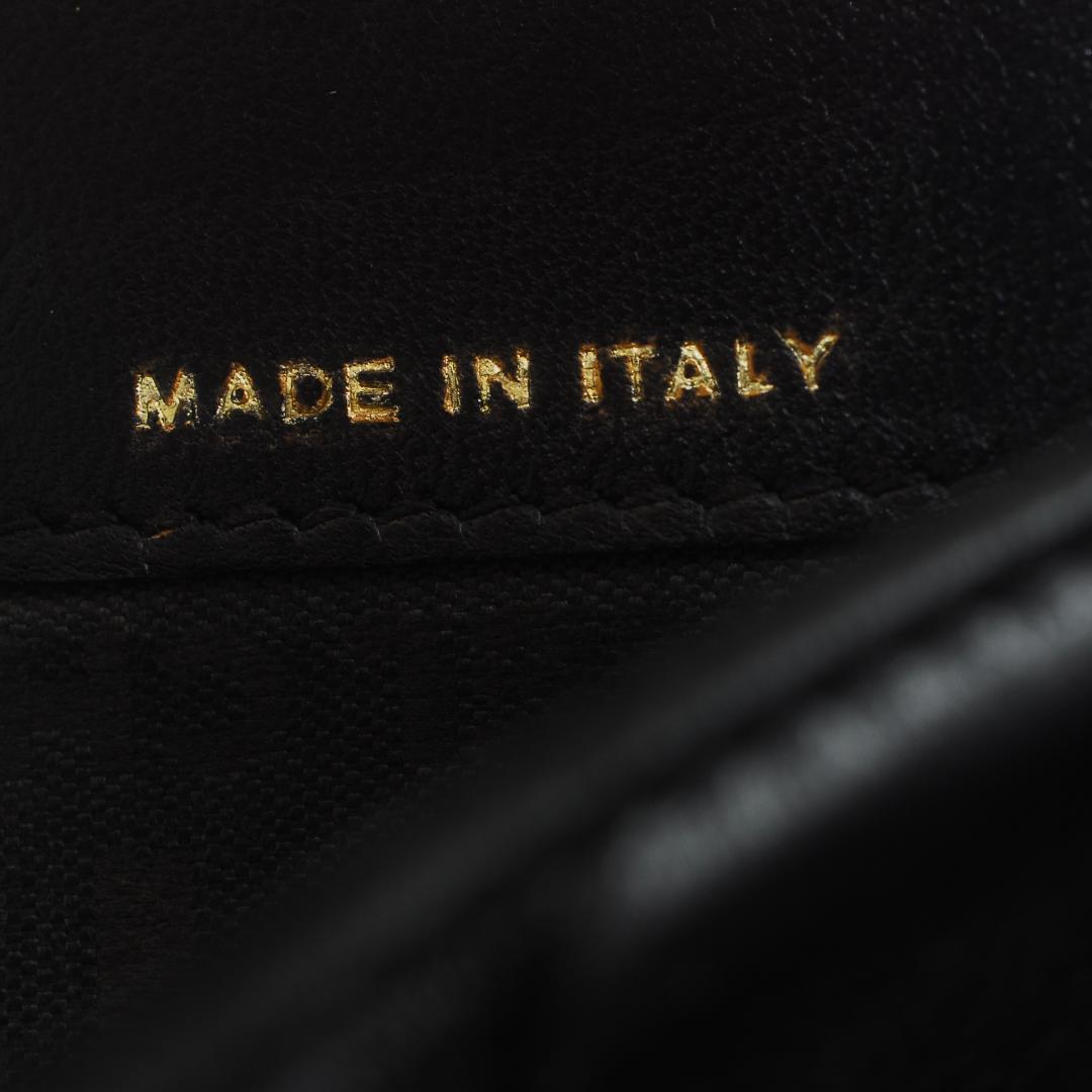 CHANEL⭐︎シャネル⭐︎アイコンライン☆二つ折り⭐︎コンパクト⭐︎財布