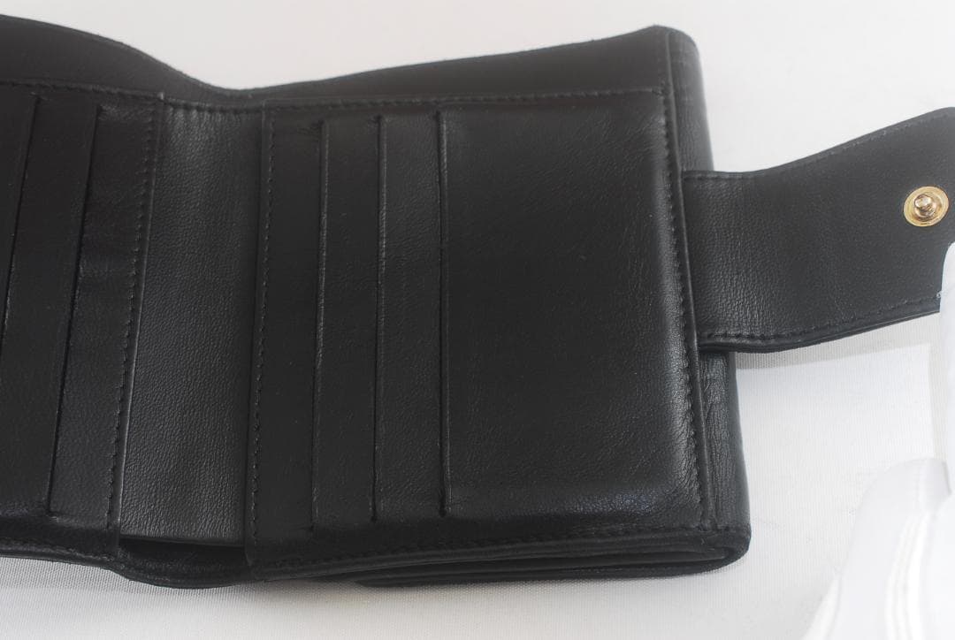 CHANEL⭐︎シャネル⭐︎アイコンライン☆二つ折り⭐︎コンパクト⭐︎財布