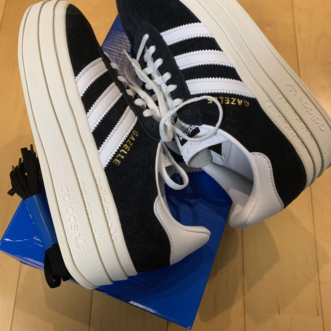 adidas Gazelle スニーカー 黒/白