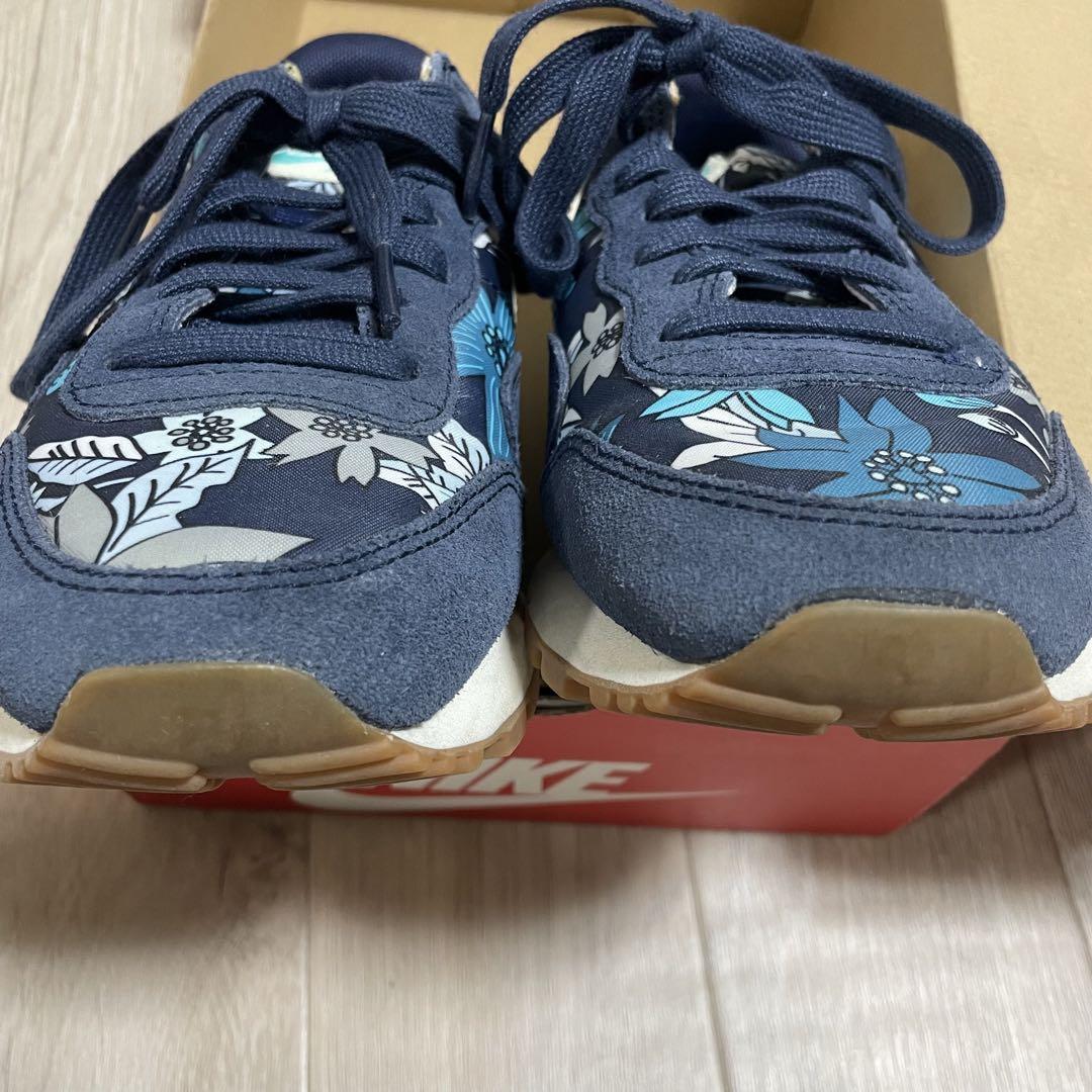 肌触りがいい ナイキスニーカー花柄NIKE AIR PEGASUS'83 PRINT 25cm - メルカリ 靴