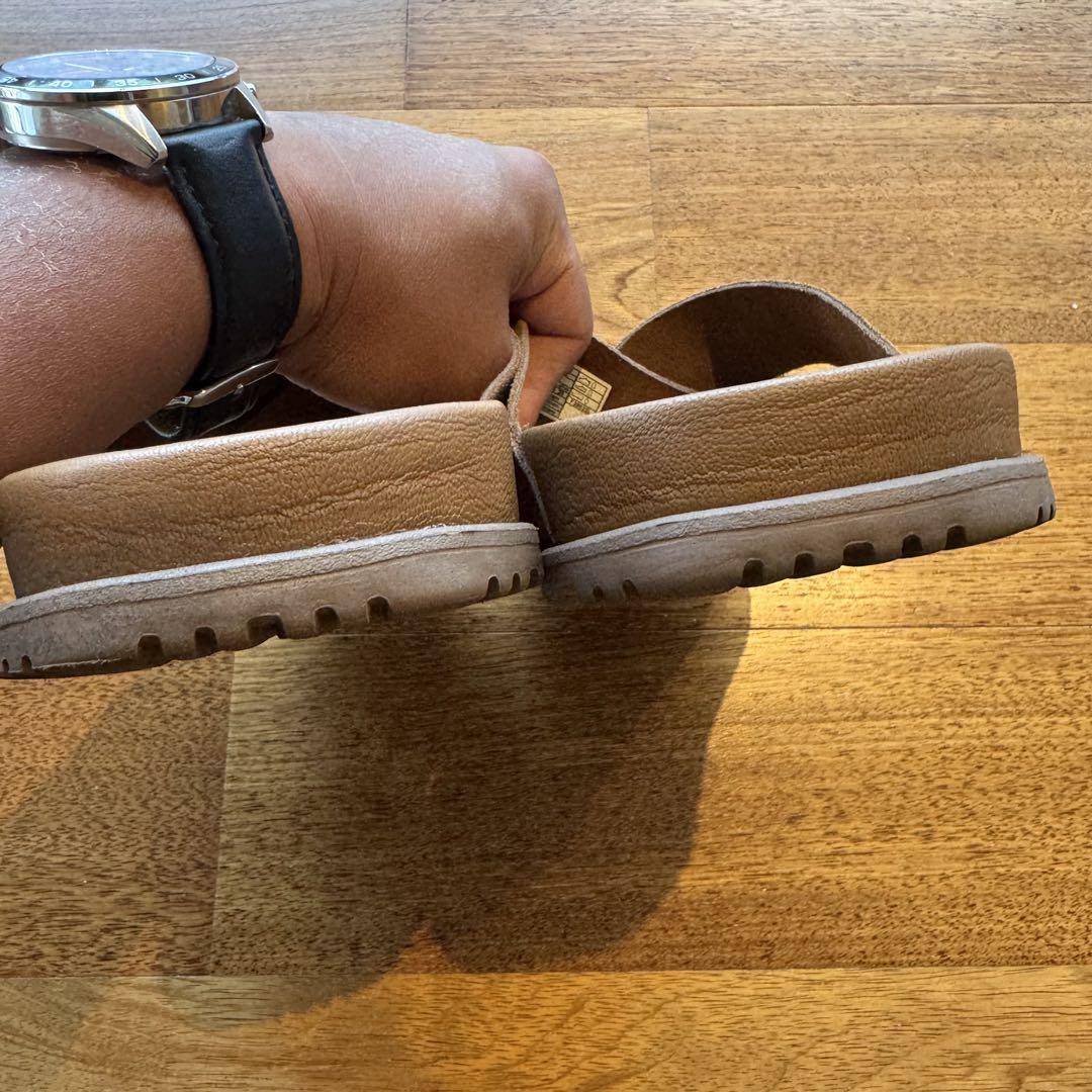 UGG ブラウン レザー クロスストラップサンダル 28cm