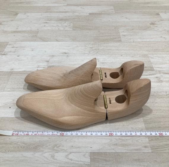 SPIGOLA スピーゴラ 木製 シューツリー シューキーパー スピーゴラ SPIGOLA シューツリー Size 42 美品！