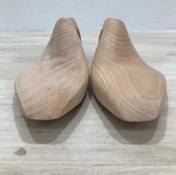 SPIGOLA スピーゴラ 木製 シューツリー シューキーパー SPIGOLA スピーゴラ 木製 シューツリー シューキーパー - メルカリ