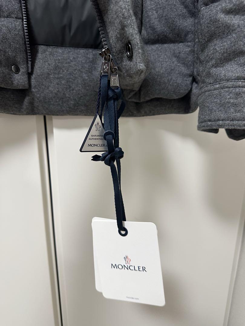 MONCLER