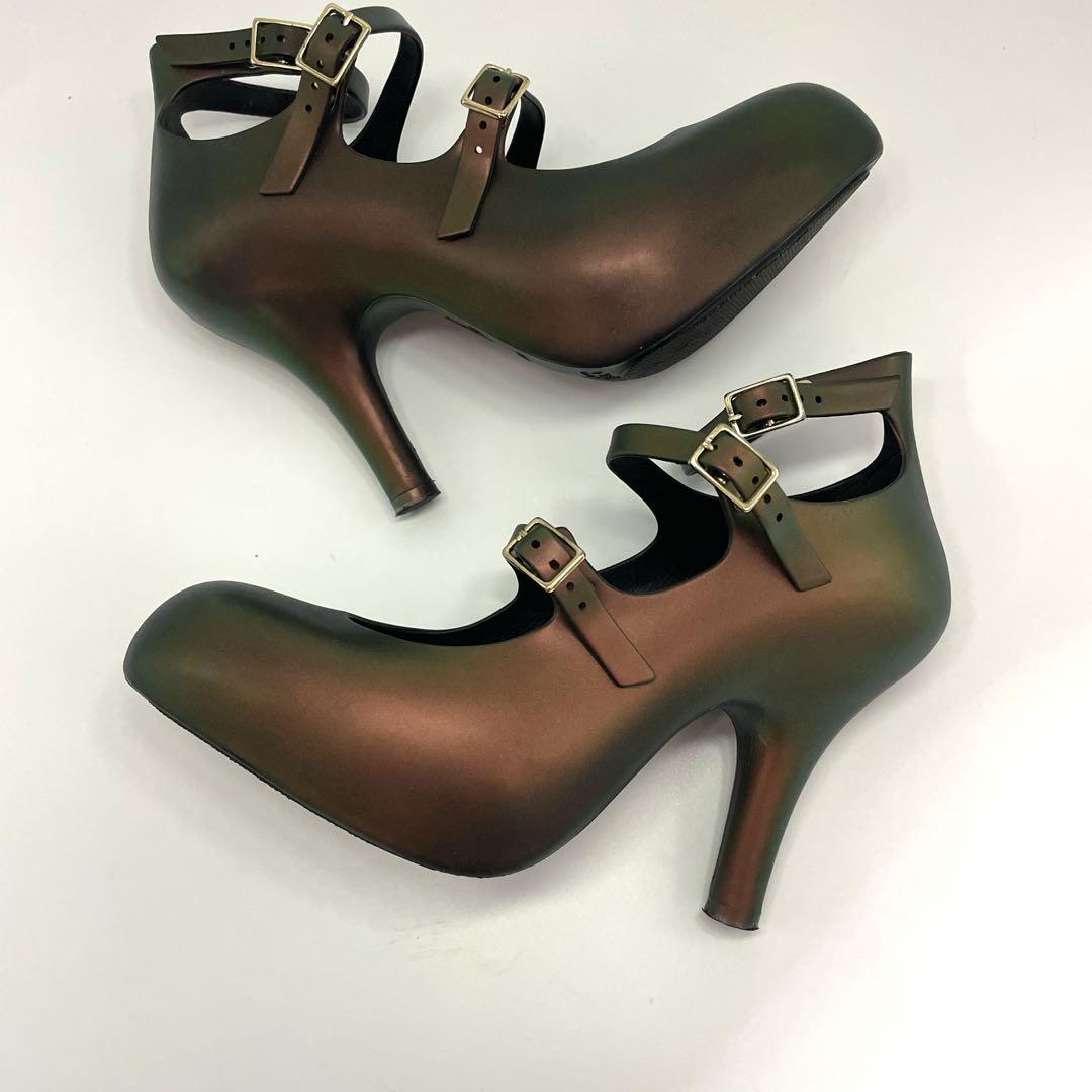 豪華 vivienne westwood メリッサ 3連ベルトパンプス 24 靴