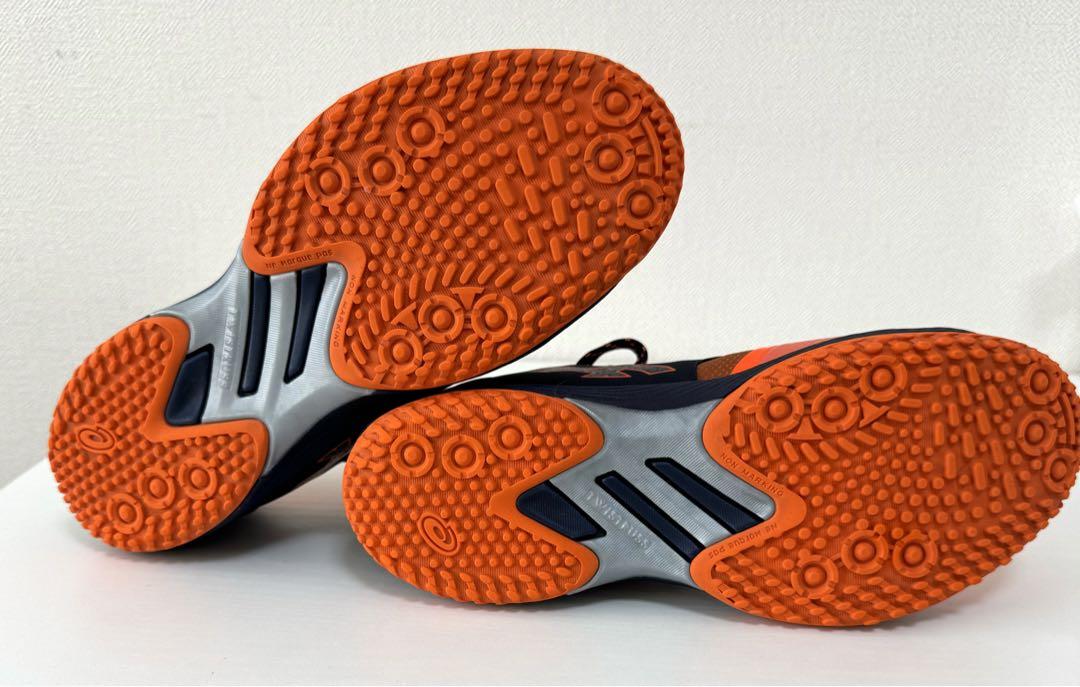 テニスシューズ　アシックスasics オールコート用