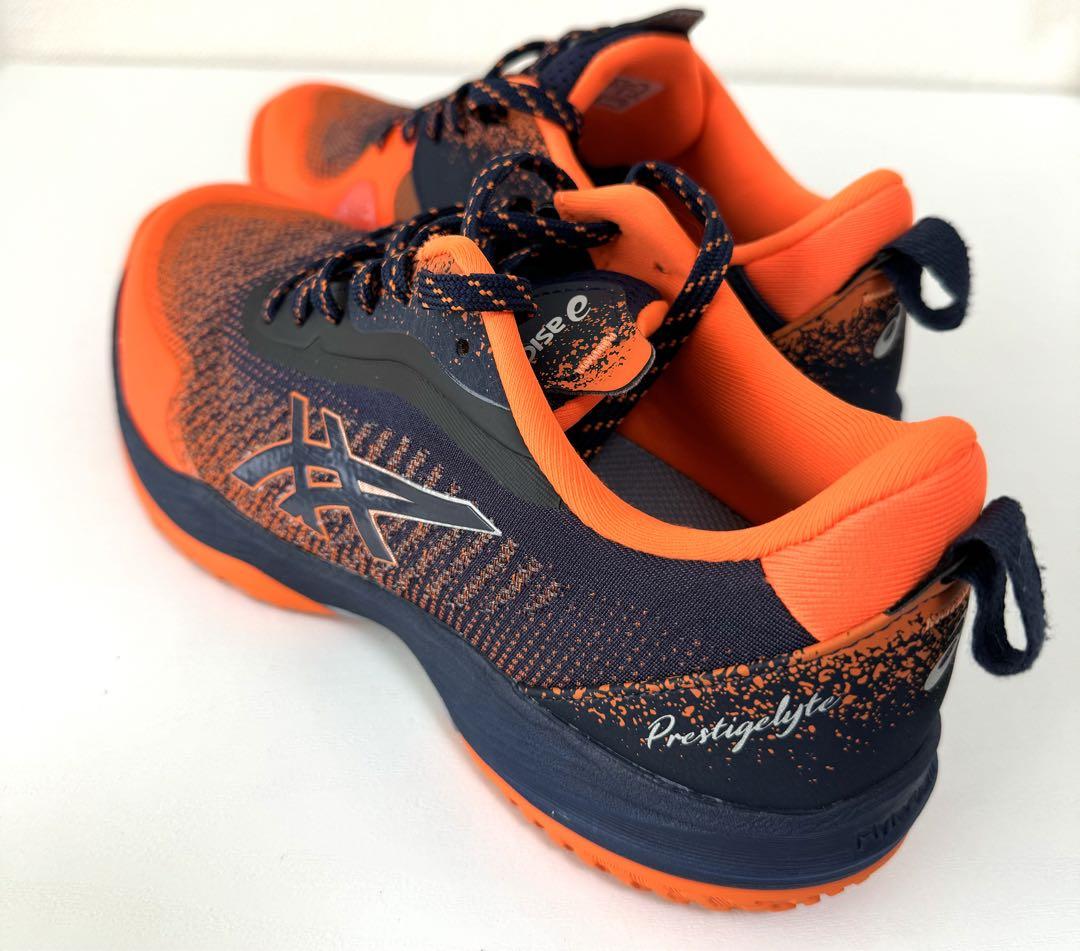 テニスシューズ　アシックスasics オールコート用