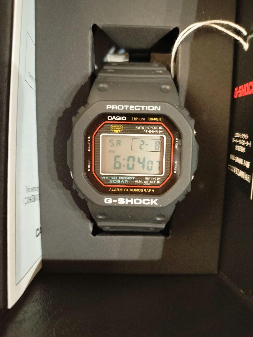 G-SHOCK 初代復刻モデル DW-5000R-1AJF ピンバッチ付