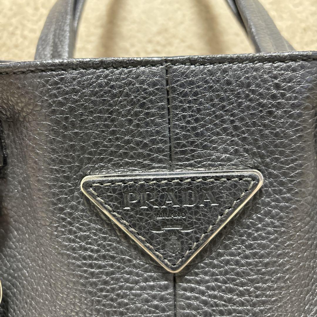 PRADA プラダ レザー トートバッグ ブラック サイドポケット シボ革