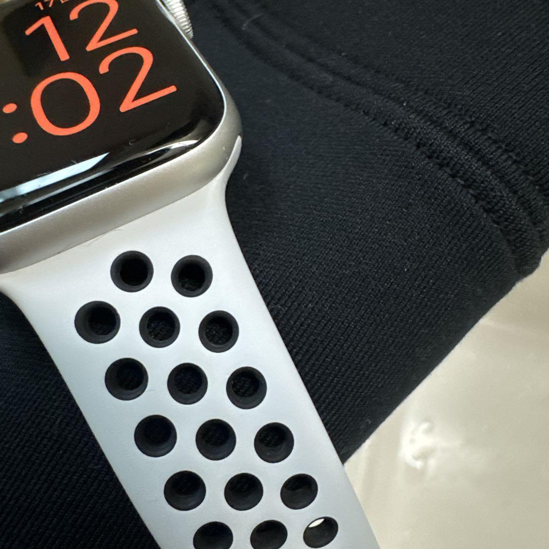 44mmおまけ付GPS+Cellular Apple Watch Nike SE