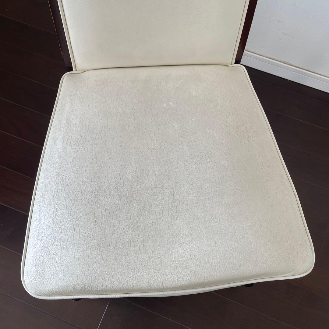 ベルサイユチェア レザー調