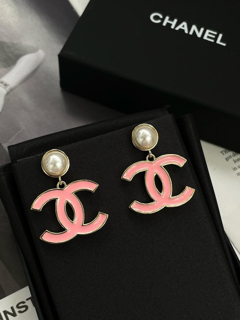 **パール＆ココマークが可愛すぎる◎**【CHANEL】ピアス CHANEL ココマーク パール ピアス