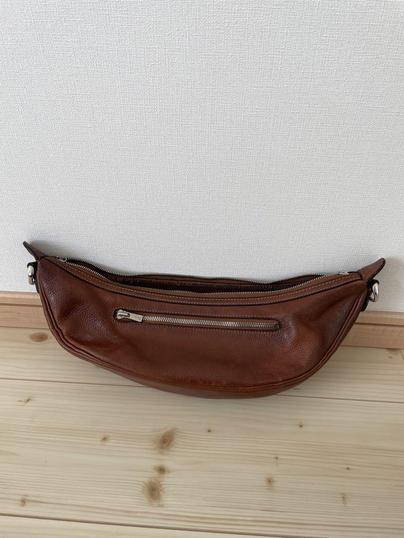 万双　ボディバッグ　キャメル