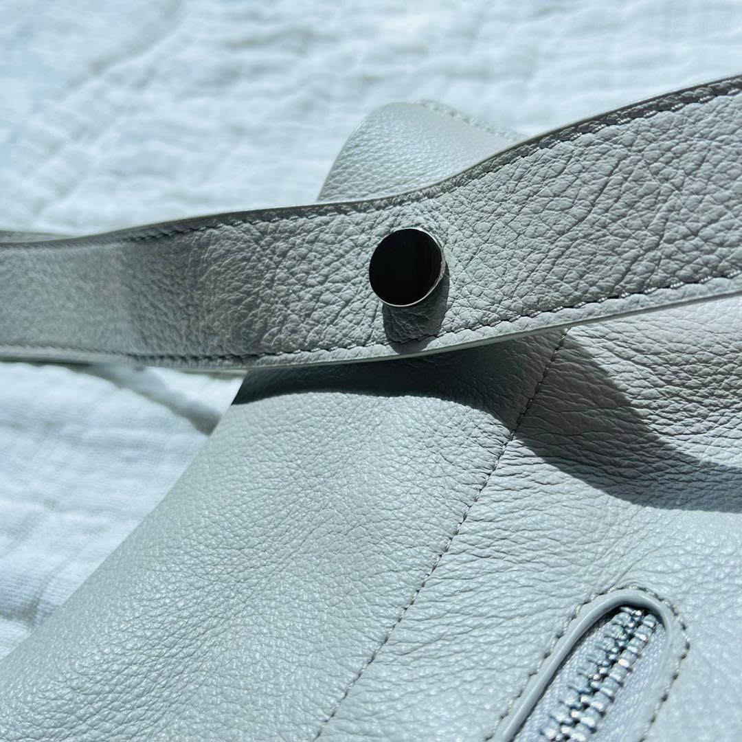 【BEAURE 】ヴュレ カウレザー 本革 2WAY トートバッグ アイボリー