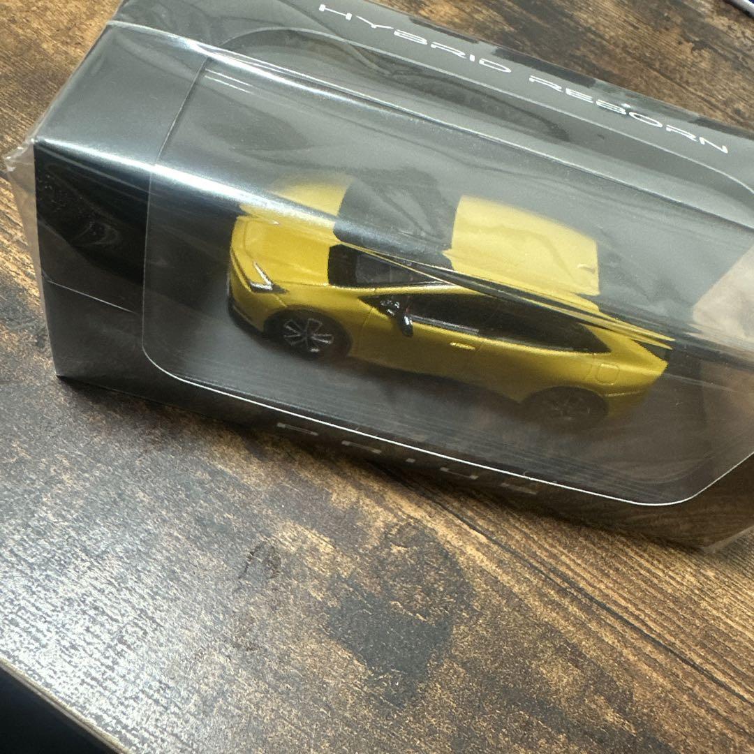 プリウス　ミニカー　1/43 カラーサンプル　60系　マスタードイエロー　非売品 プリウス ミニカー 1/43 カラーサンプル 60系 マスタード