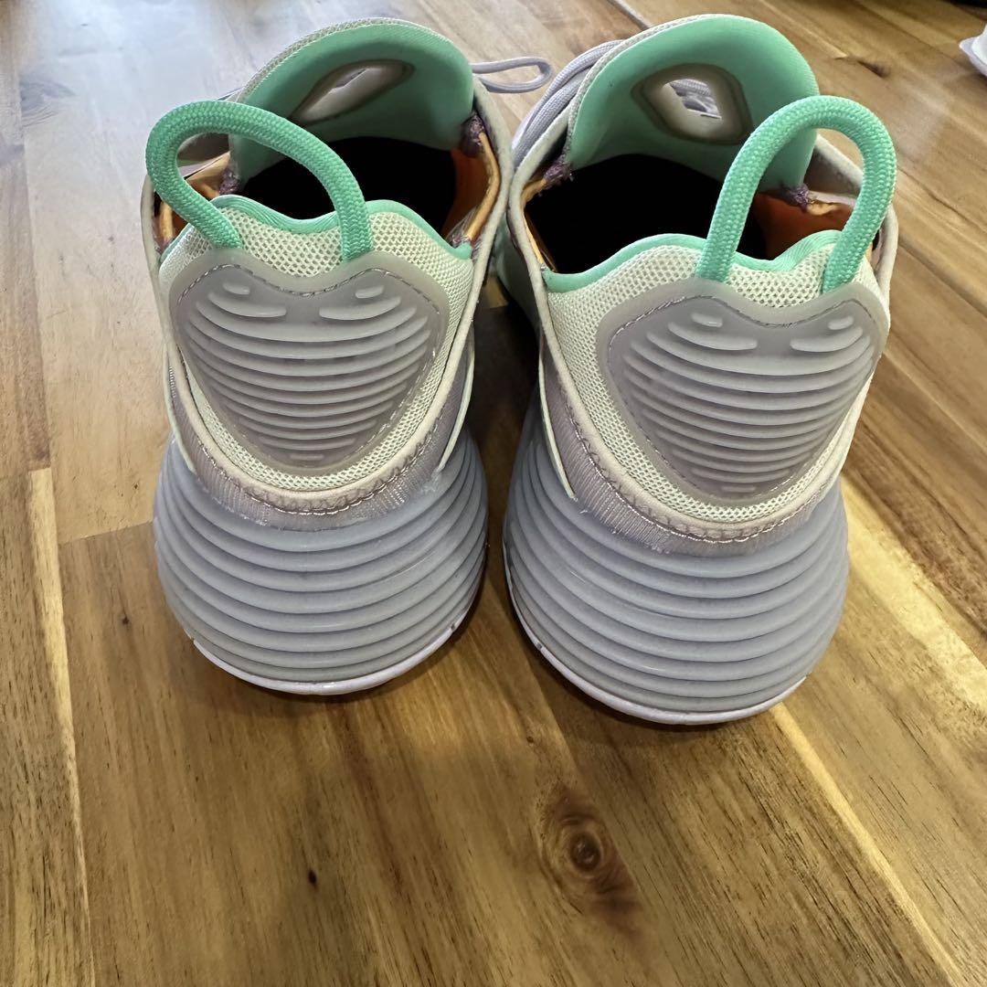 NIKEメッシュアッパー ピンク ミントグリーン スニーカー