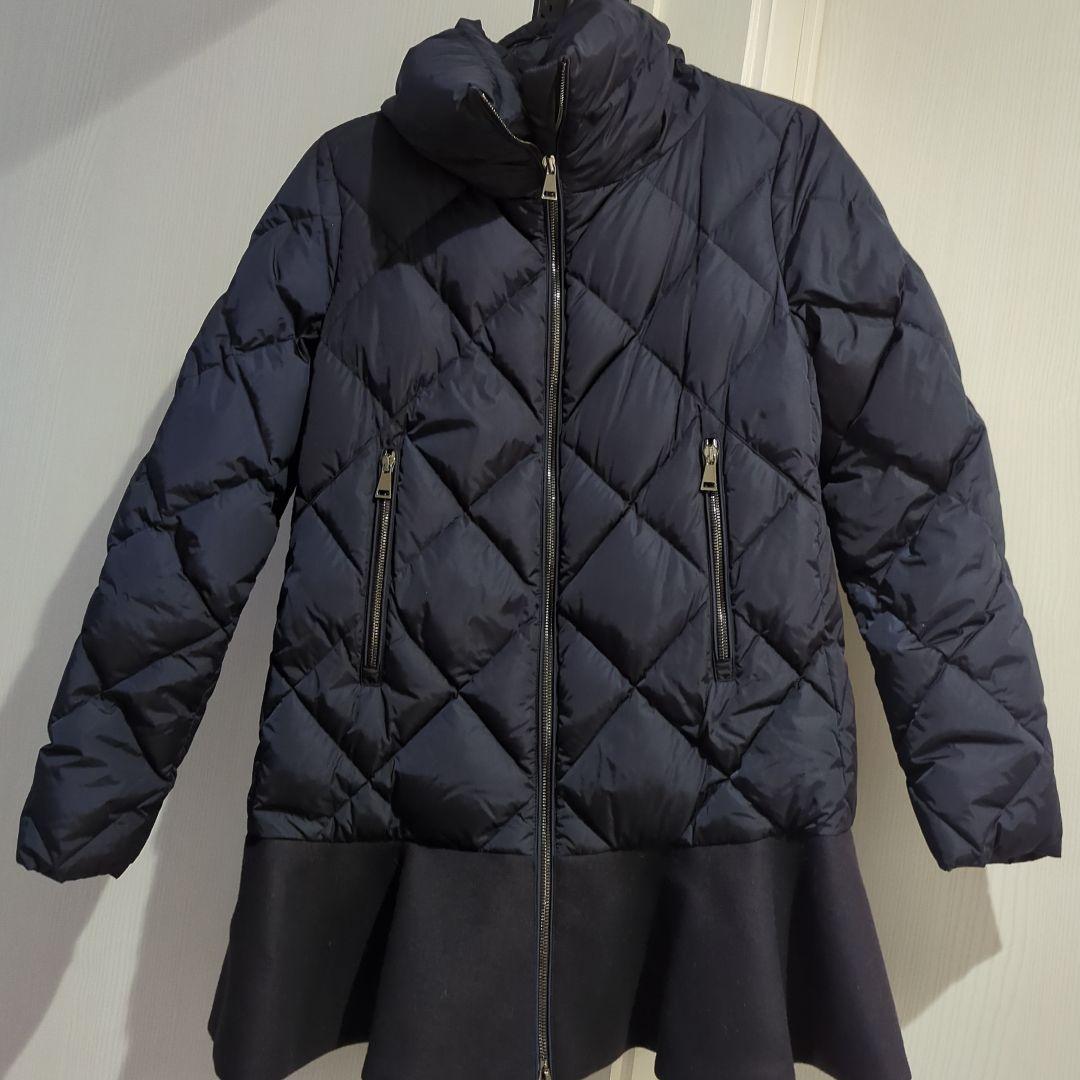 えむ様　MONCLER ペプラムダウン