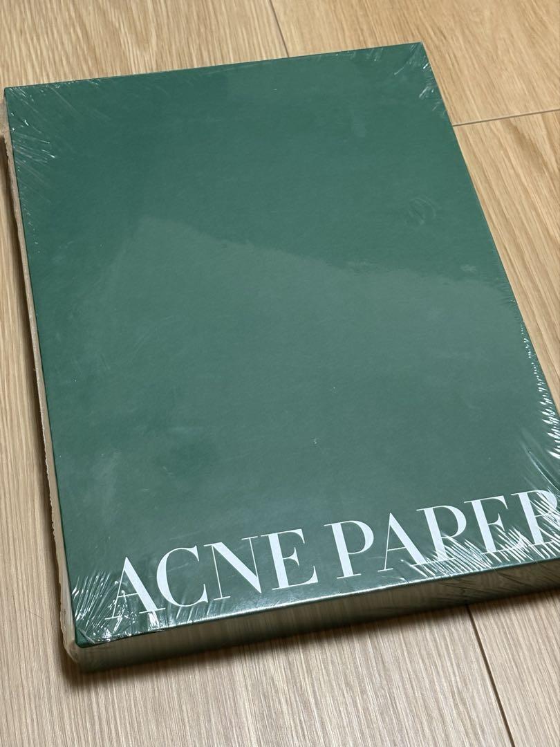 新品未開封　ACNE PAPER BOOK アクネ ペーパー　限定