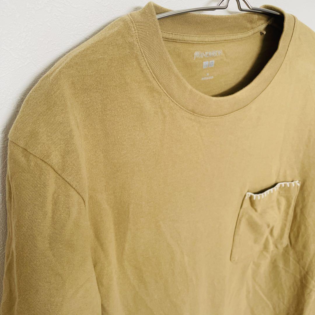 一枚着るだけでサマになる。ユニクロの「厚手コットンTシャツ