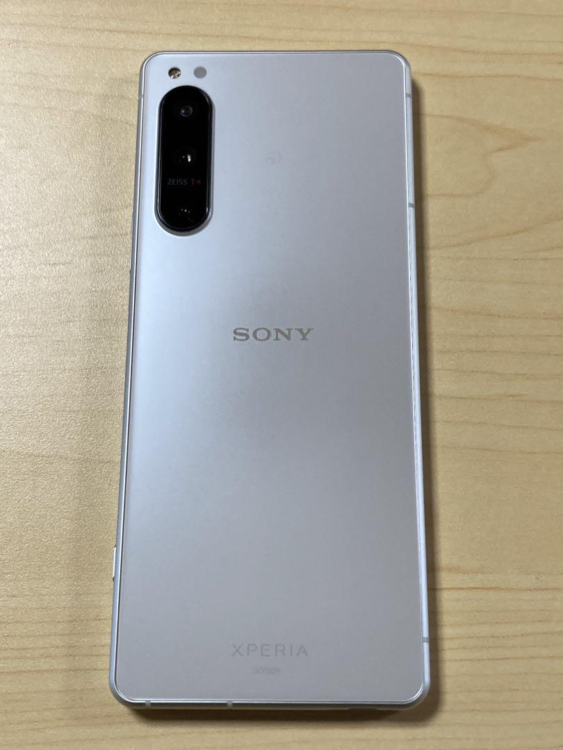 au SIMフリー Xperia5 IV SOGO9 白系　バッテリー良好★ au SIMフリー Xperia5 IV SOGO9 ホワイト 電池良好