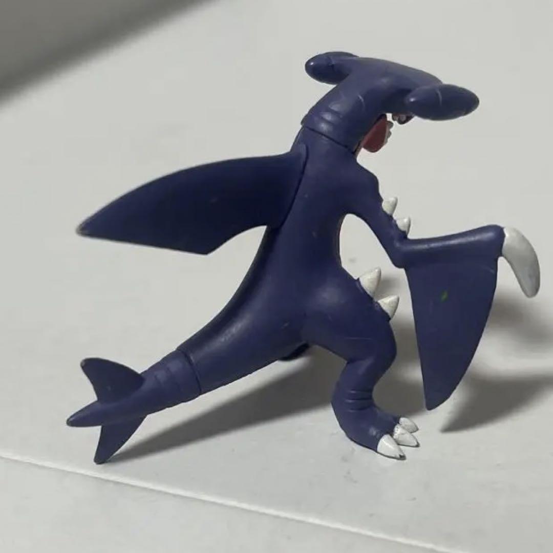 ほ*迎様 立体ポケモン図鑑　フカマル　ガバイト　ガブリアス　フィギュア　TOMY Yahoo!オークション - 立体ポケモン図鑑 フカマル ガバイト