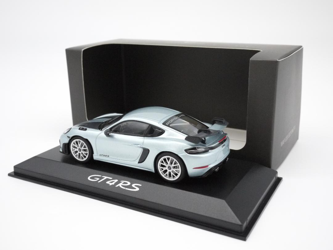 1/43 ポルシェ ケイマン 718 GT4 RS シルバー PMA