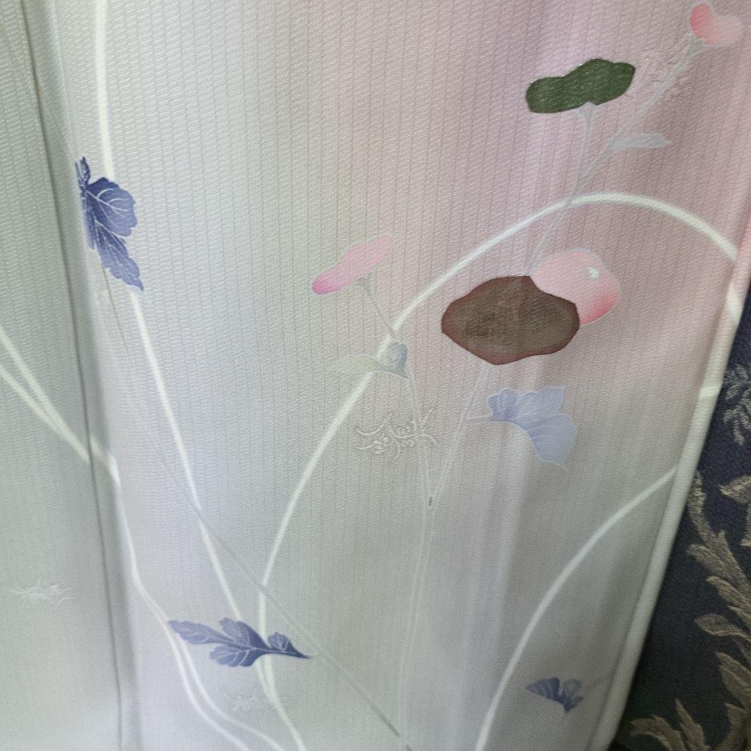 新品に近　正絹　縞織りの中に桜花　暈 金銀で抽象花あり葉友禅染　訪問着