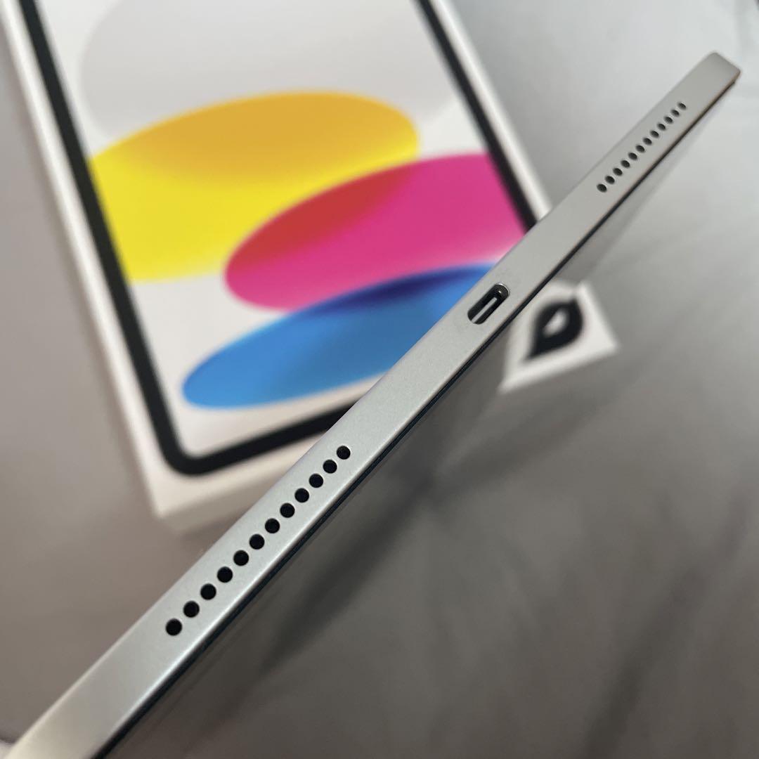【きき】iPad 第10世代 Wi-Fi 64GB シルバー iPad 10.9インチ 第10世代 Wi-Fiモデル 64GB シルバー - アスクル