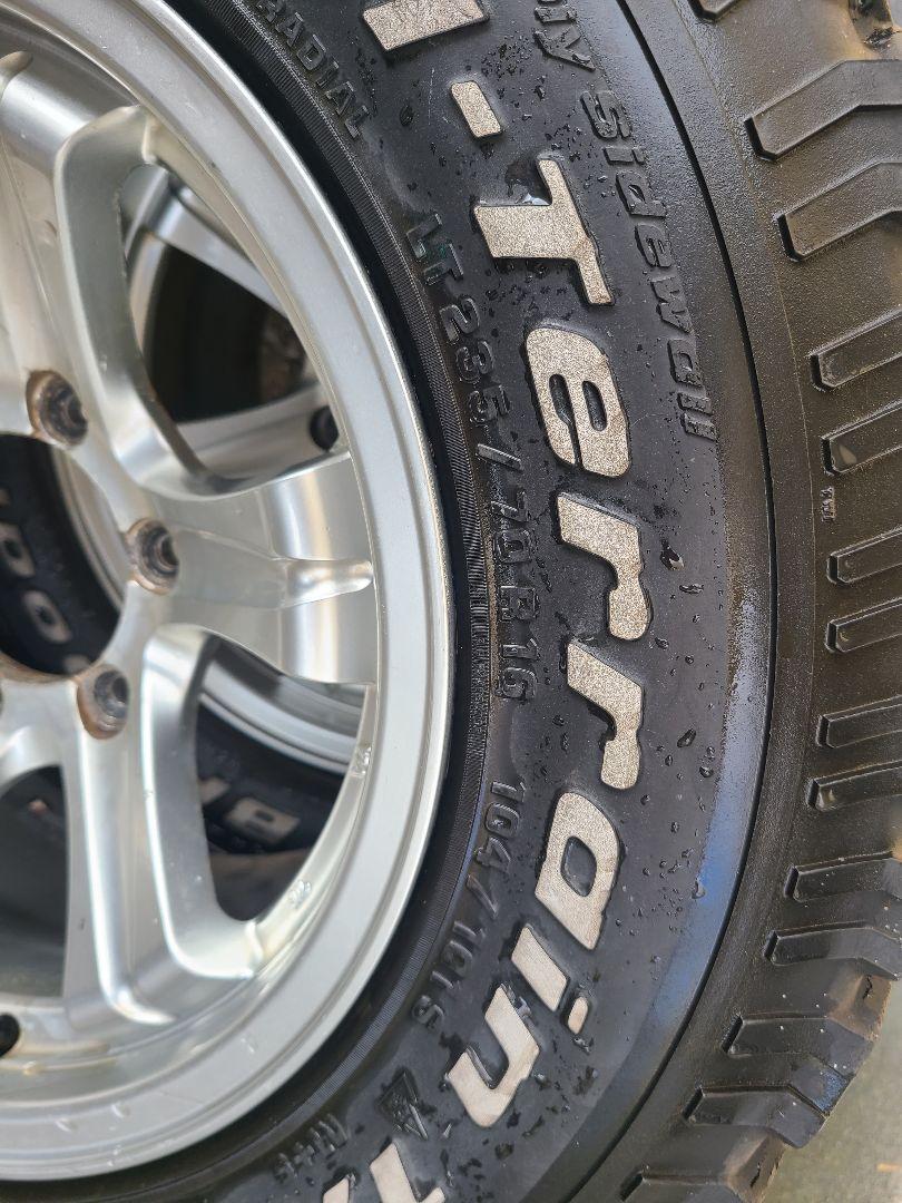BFGoodrich All-Terrain T/A 16インチホイールセット