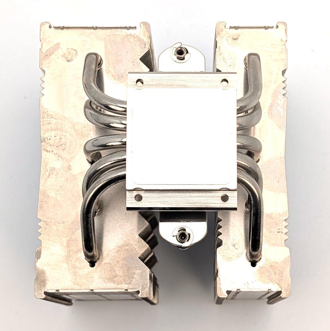 Noctua NH-D12L CPUクーラー AMD用リテンションのみ付属