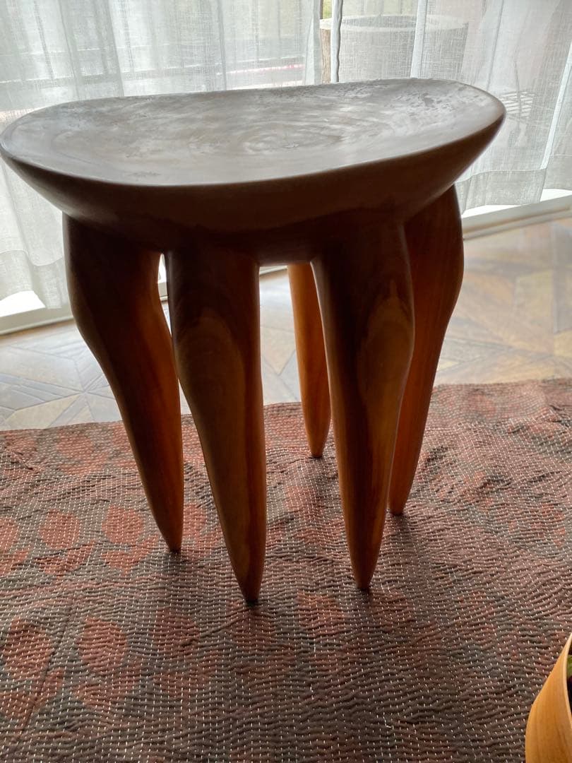 珍しい6本で支える形やや傷や汚れあり