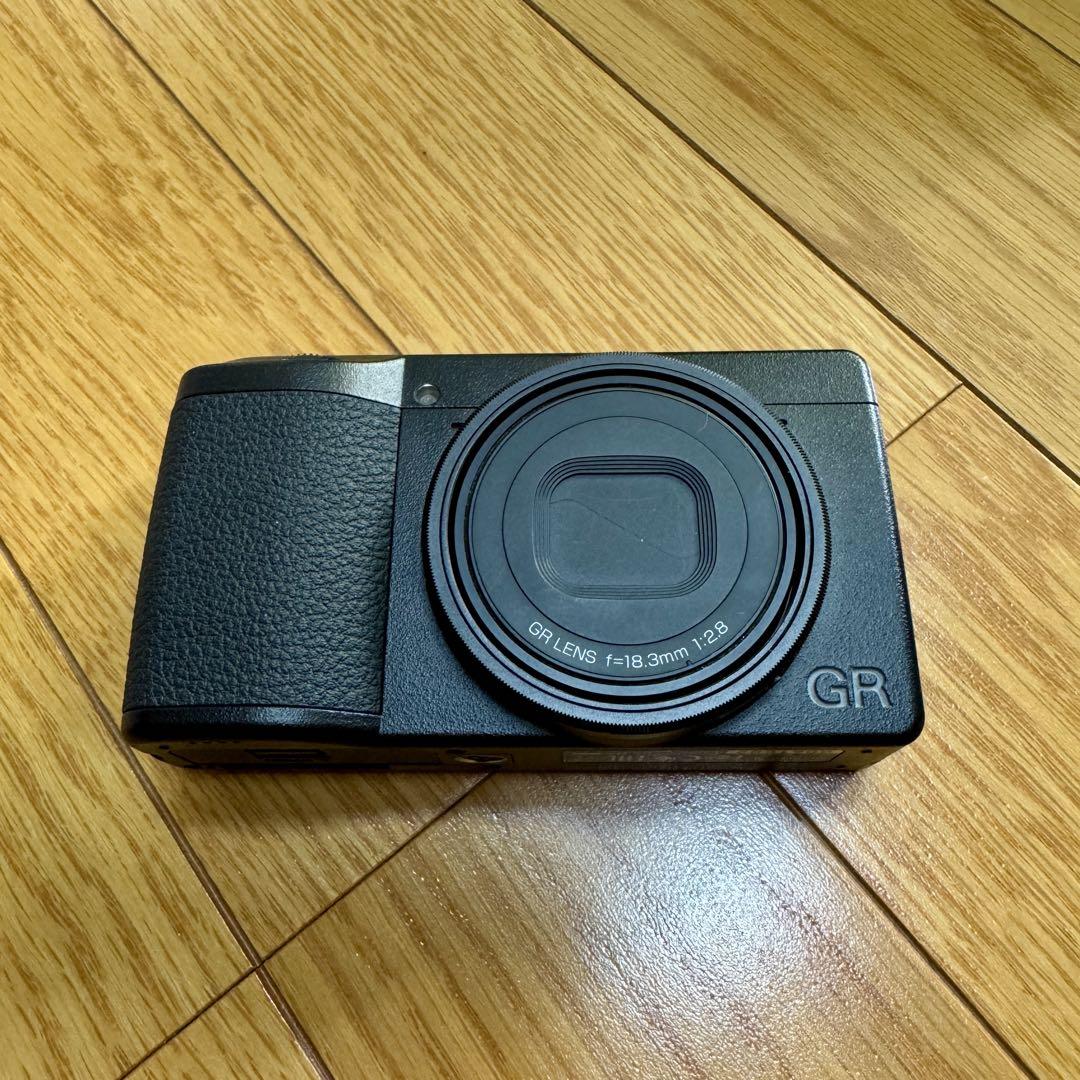 【整備品】【極美品】RICOH GR III コンパクトデジタルカメラ
