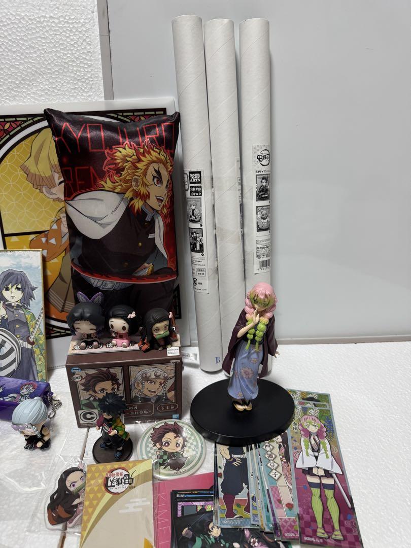 鬼滅の刃　グッズ　大量　まとめ売り　グッズセット　中古品 鬼滅の刃 グッズ 大量 まとめ売り グッズセット 中古品 - メルカリ