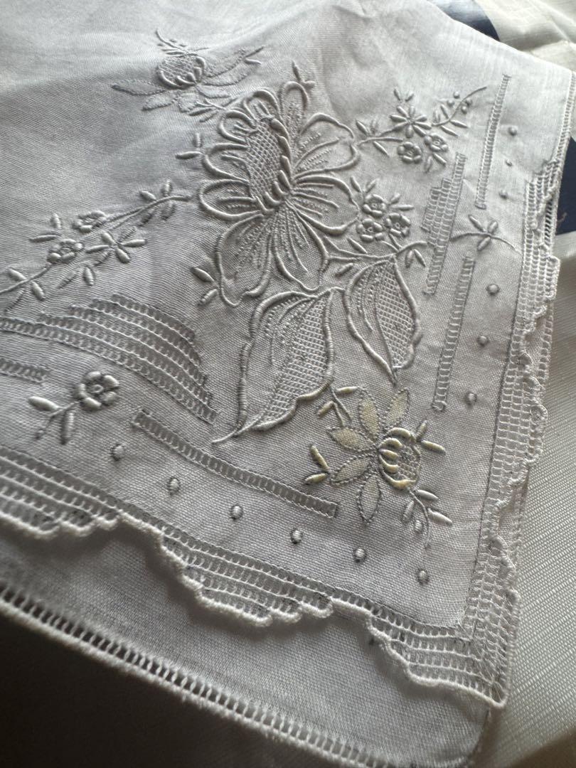 売約済 レアな手工芸 フランス製 スワトウ刺繍 エジプト綿 誂え 売約済 レアな手工芸 フランス製 スワトウ刺繍 エジプト綿 誂え