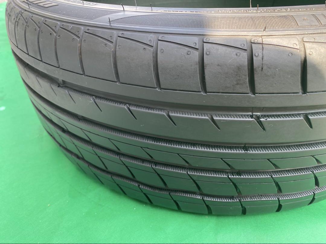 MOMO OUTRUN M3 215/45R17 4本セット