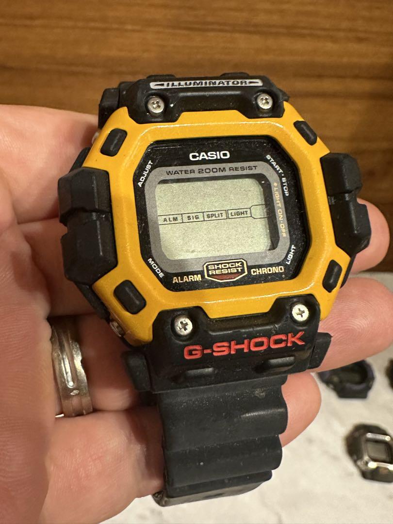 G-SHOCK Gショック ガンダム DW-8300 Casio G-Shock DW-8300 Gundam Heavy Metal Stargate Quartz