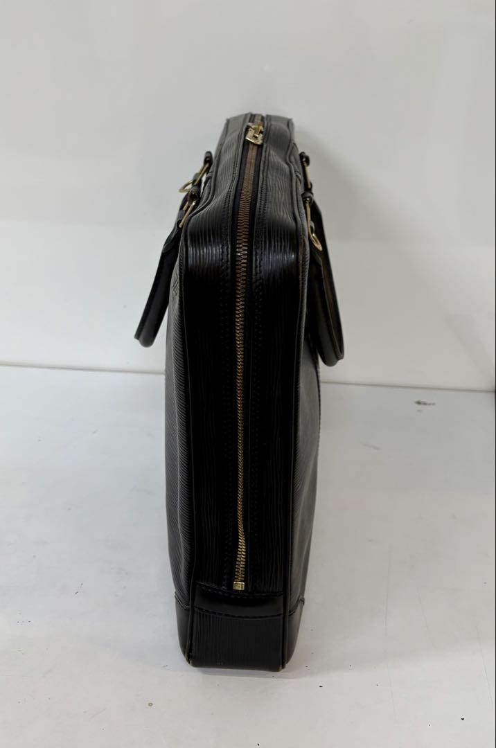 ルイヴィトン ブリーフケース エピ ポルトドキュマン ボワヤージュ 黒 楽天市場】LOUIS VUITTON ルイ ヴィトン タイガ PDV ポルト