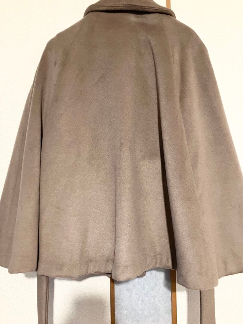 新品未使用LILLIAN CARATウエストマークケープコートリリアンカラット
